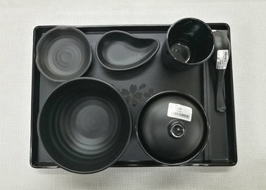 模造磁器のディナー・ウェアは日本人および韓国シリーズ テーブルウェア黒のメラミンを置きます